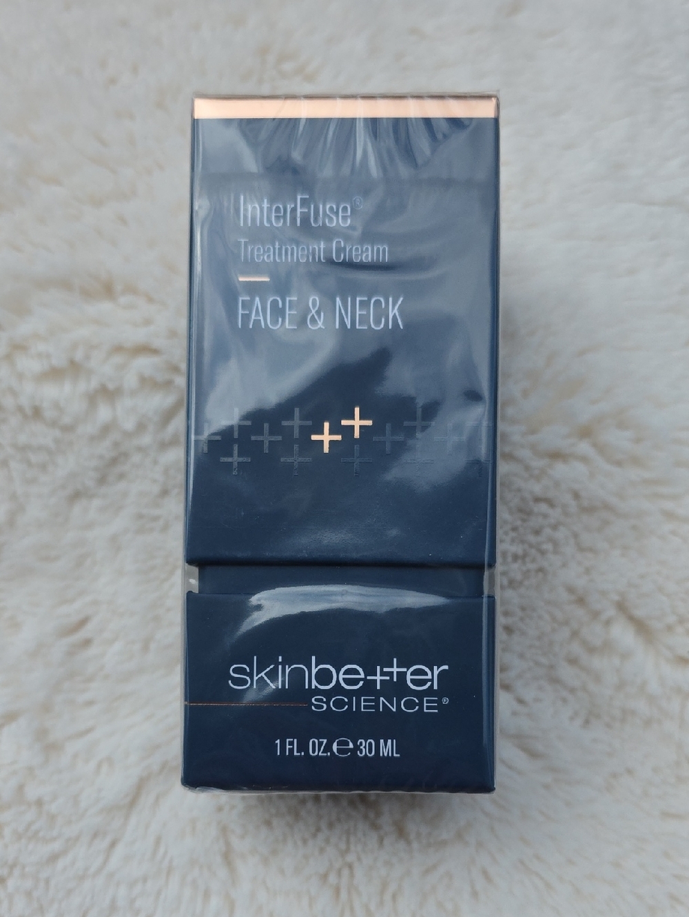 skinbetter science InterFuse Treatment Cream Face & Neck – Navy